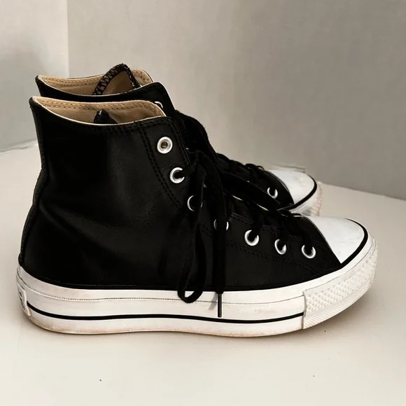 Converse Women's Leather High Top Sneakers Size 9 - Picture 10 of 12